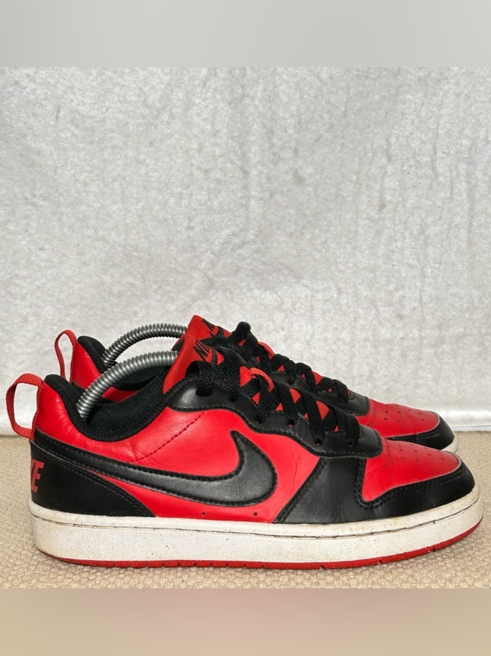 Nike Big Kids Court Borough Low 2 Red/Blk Leather Athletic Sneakers Shoes SZ 4Y